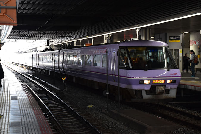 2024年4月2日 381系特急「やくも」と備中松山城、北大阪急行延伸